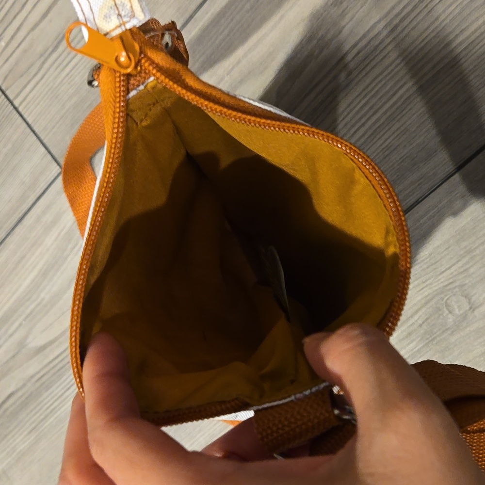 Lion King Purse - Picture 3 of 5